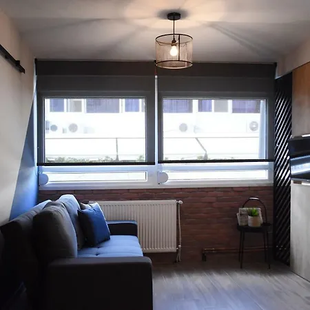 Q Luxury Apartment