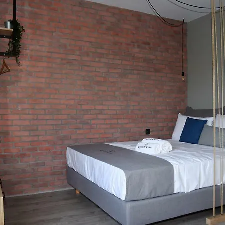 Q Luxury * Thessaloniki